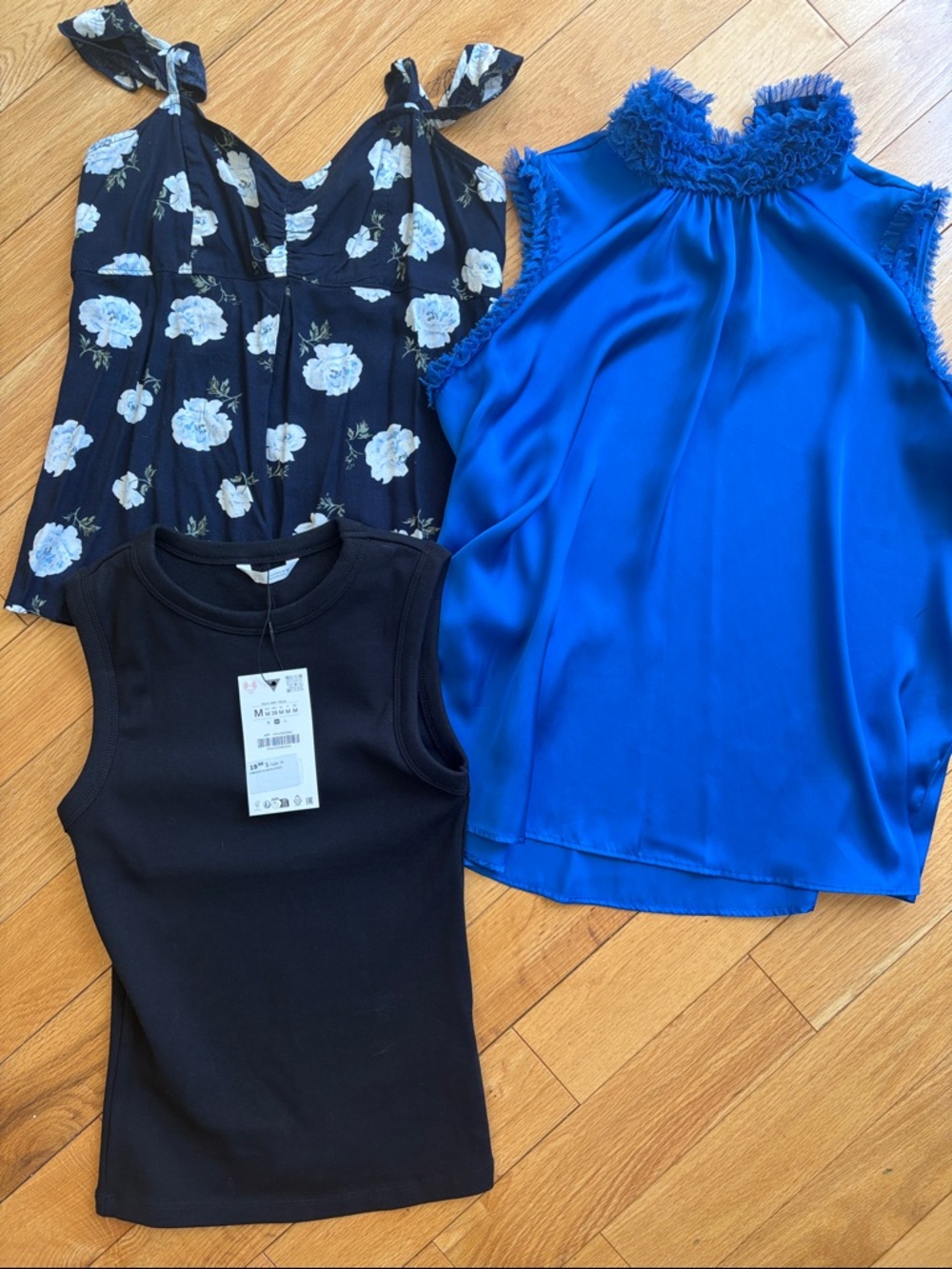 Women’s Small Top Bundle | Zara + Abercrombie